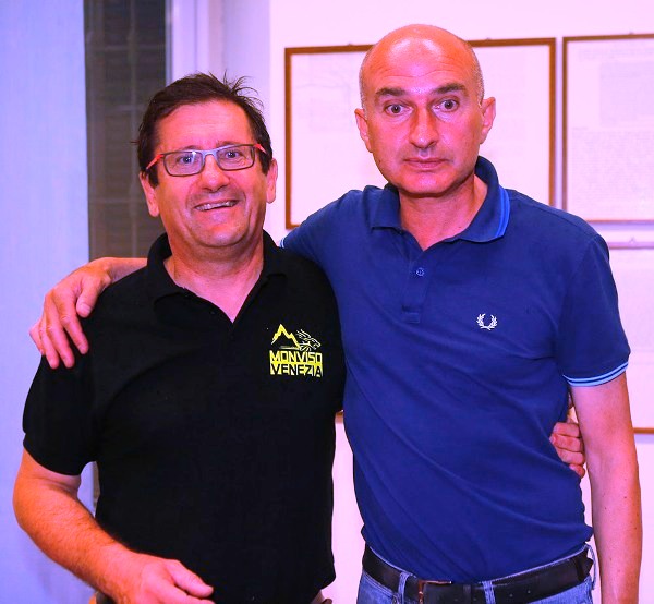 Senatore Michelino Davico con l'organizzatore Stefano Saroni (Foto Pisoni)