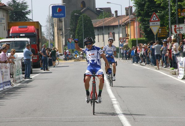 Davide Piganzoli vince a Comonte di Seriate (Foto Berry)