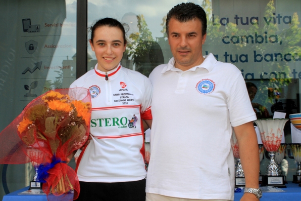 Lodovica Molinari neo campssa ex provincia Varese col presidente FCI Varese Massimo Rossetti (Foto Ossola)