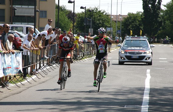 Madini vince a Cernusco sul Naviglio (Foto Berry)