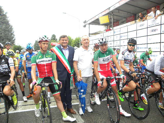 Giorgio Dattaro con Sindaco e i Tricolori Pacchiardo e Moscon (Foto Nastasi)