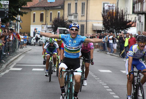 Luca Biffi del GC Almenno vince a Fara D'Adda (Foto Berry)