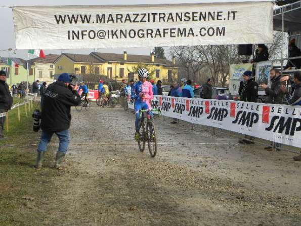 Sara Bosisio vince gara Donne Esordienti 2^ anno (Foto Nastasi)