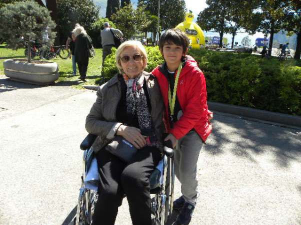 Lina Joppi col nipote Giulio (Foto Mosna Natascia G.