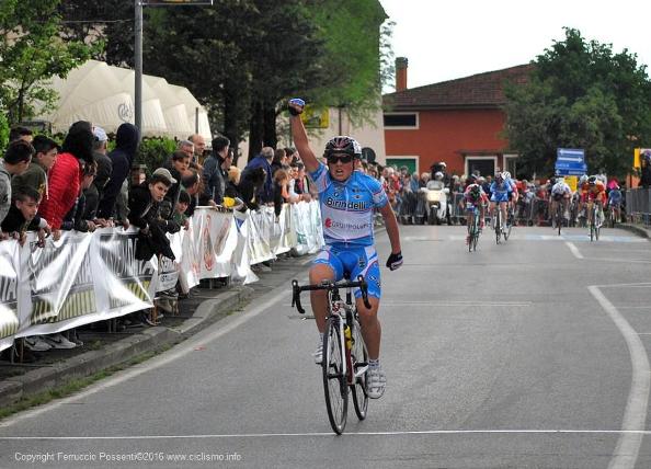 Vincenzo Russo vince gara esordienti 1^ anno (Foto Possenti)