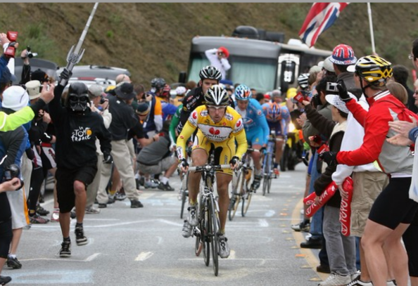 Canada (Cagnada) in azione in un Tour de France di qualche anno fa
