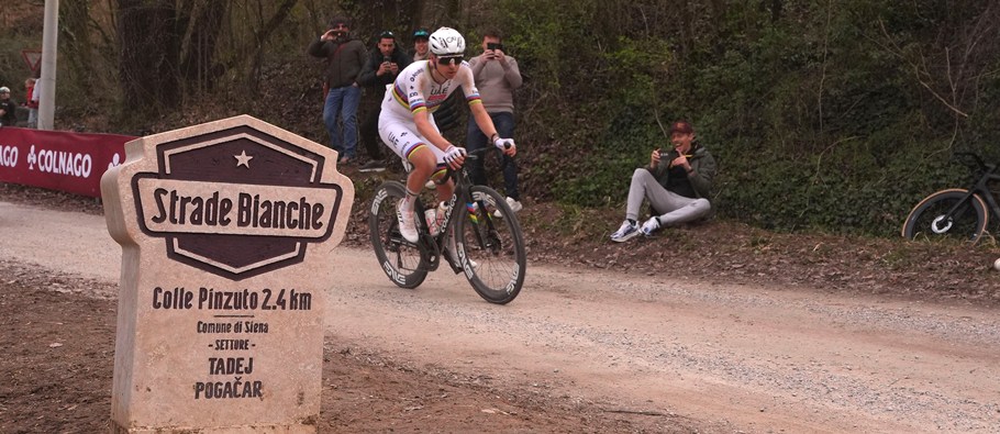 Siena – 20° Strade Bianche : Poker storico per Tadej Pogacar (Uae Emirates Team XRG)