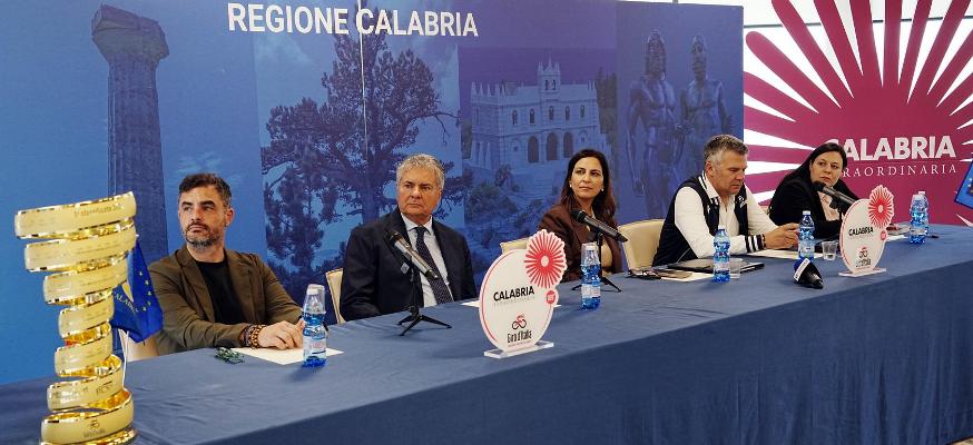 Catanzaro – E’ la Calabria a tenere a Battesimo il “Giro Next Gen 2026” che prenderà il via da Reggio Calabria il 14 Giugno 2026