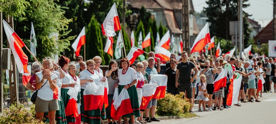 Szczecin (Polonia) – Jonathan Milan (Lidl-Trek),  Tricolore d’Italia vince la 2° tappa dell’83° Tour de Pologne per un “Bis” in maglia Gialla