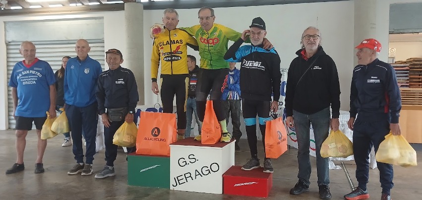 Jerago (Varese) – Ciclocross Acsi : 8° Trofeo Achille e Gianni Rossi A.M. col Team Uslenghi in prima linea