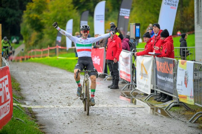 Varese – Il Team “SC Alfredo Binda CX” sugli allori in Veneto e in Svizzera : Su due gradini più alti del podio con Aurora e Samuel